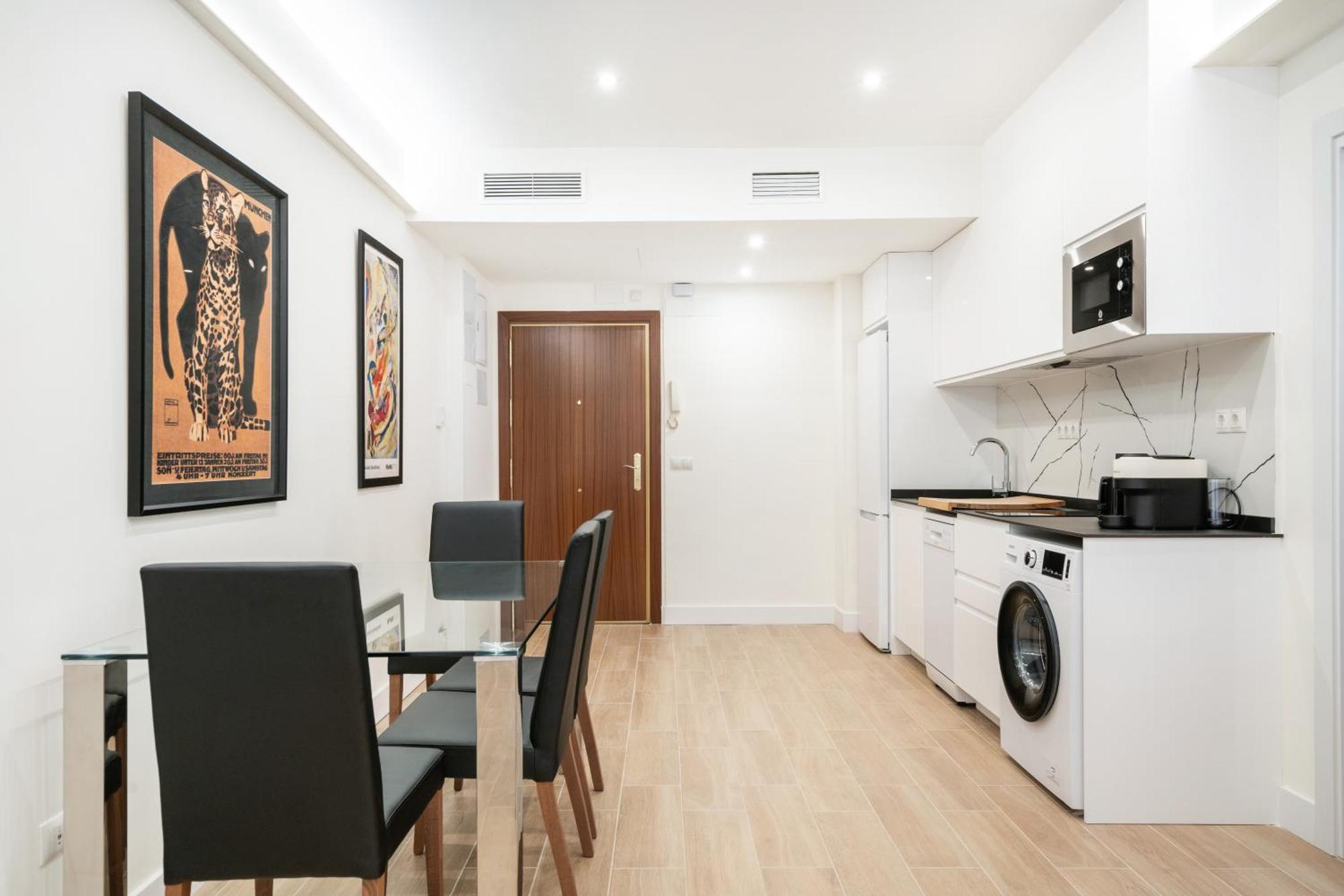 Apartamento Unico En Gran Via Daire Madrid Dış mekan fotoğraf
